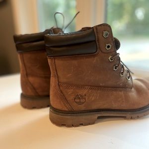 Women’s Timberland Waterville Brown waterproof boots 8305R Size 10